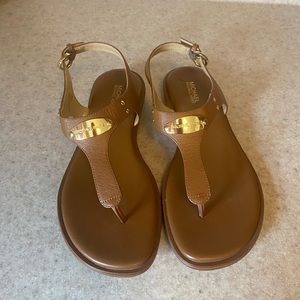 Gorgeous Michael Kors sandals, like new